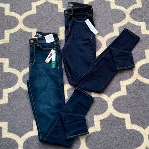 (2) Time and Tru High Rise Jeans Size 6